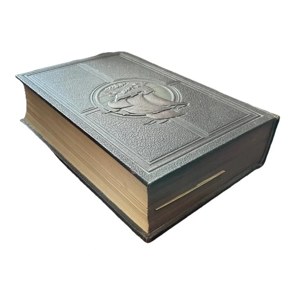 The‎ Illustrated World History - Sir John Hamilton/Harry Elmer Barnes 1935